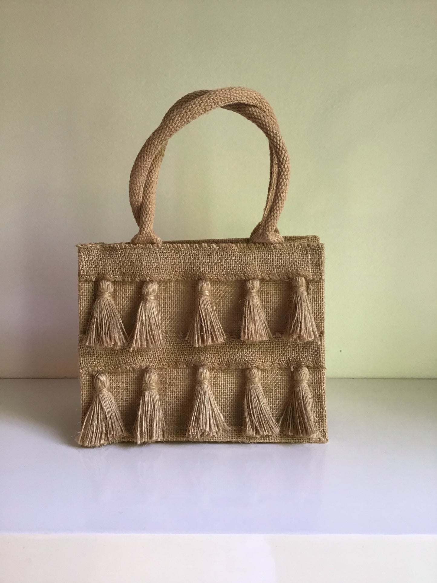 SAC PERSONNALISÉ JUTE ET POMPONS